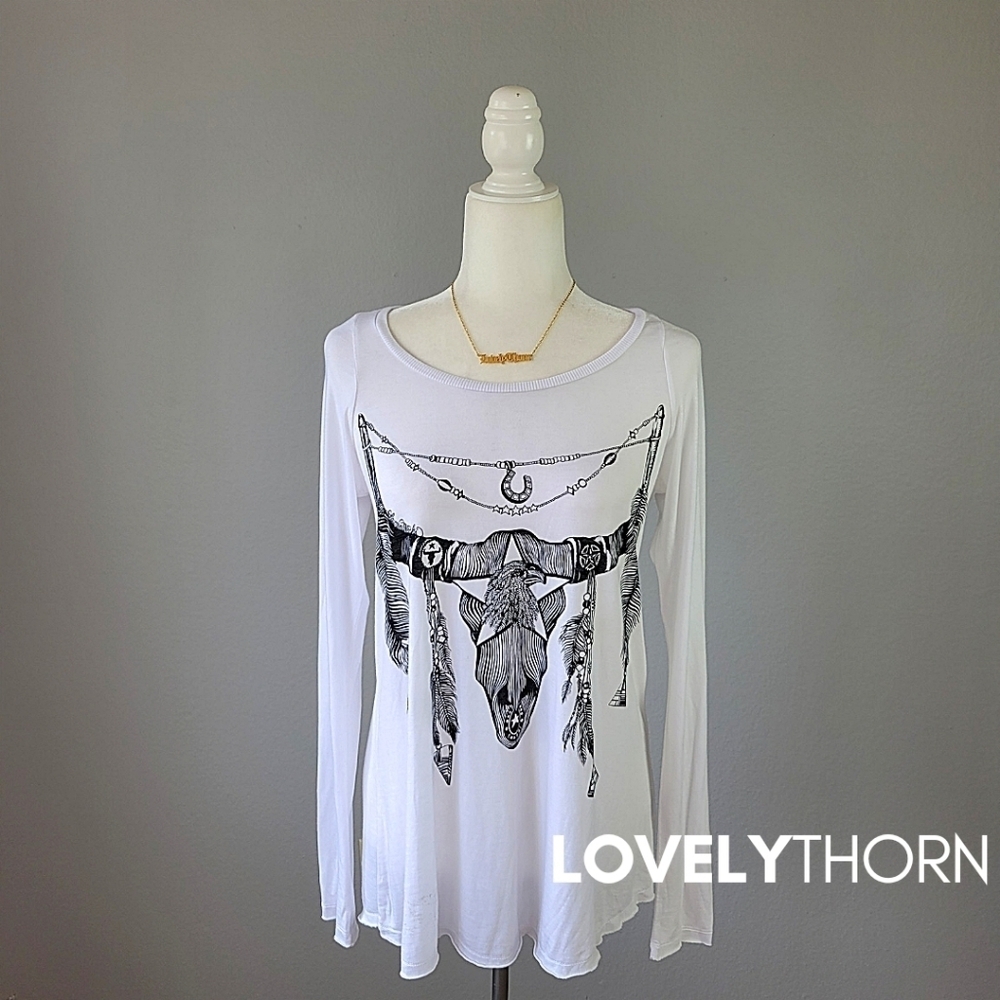 LAUREN MOSHI // feather long horn dream catcher scoop neck ls swing tee